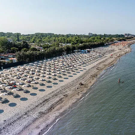 Vigna Sul Mar Family Collection *